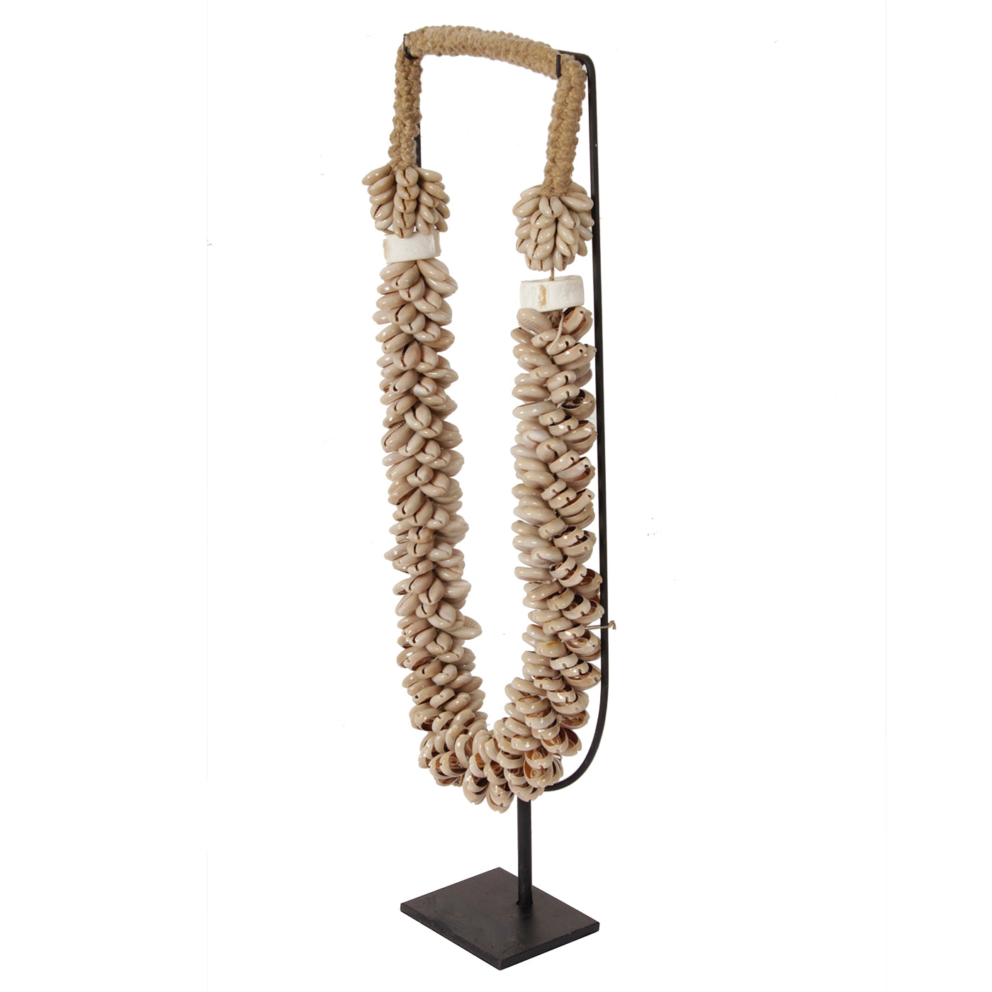 J80 Shell Necklace On Stand