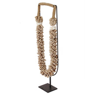 J80 Shell Necklace On Stand