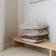 Luxe mohair sierkussenhoes Amy aubergine 50x50 cm