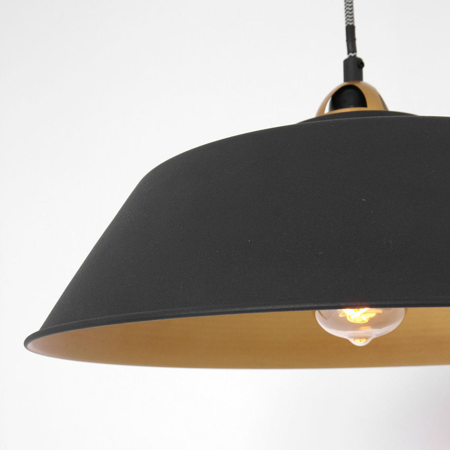 Hanglamp Nove 1318ZW zwart/goud met warme luxe uitstraling
