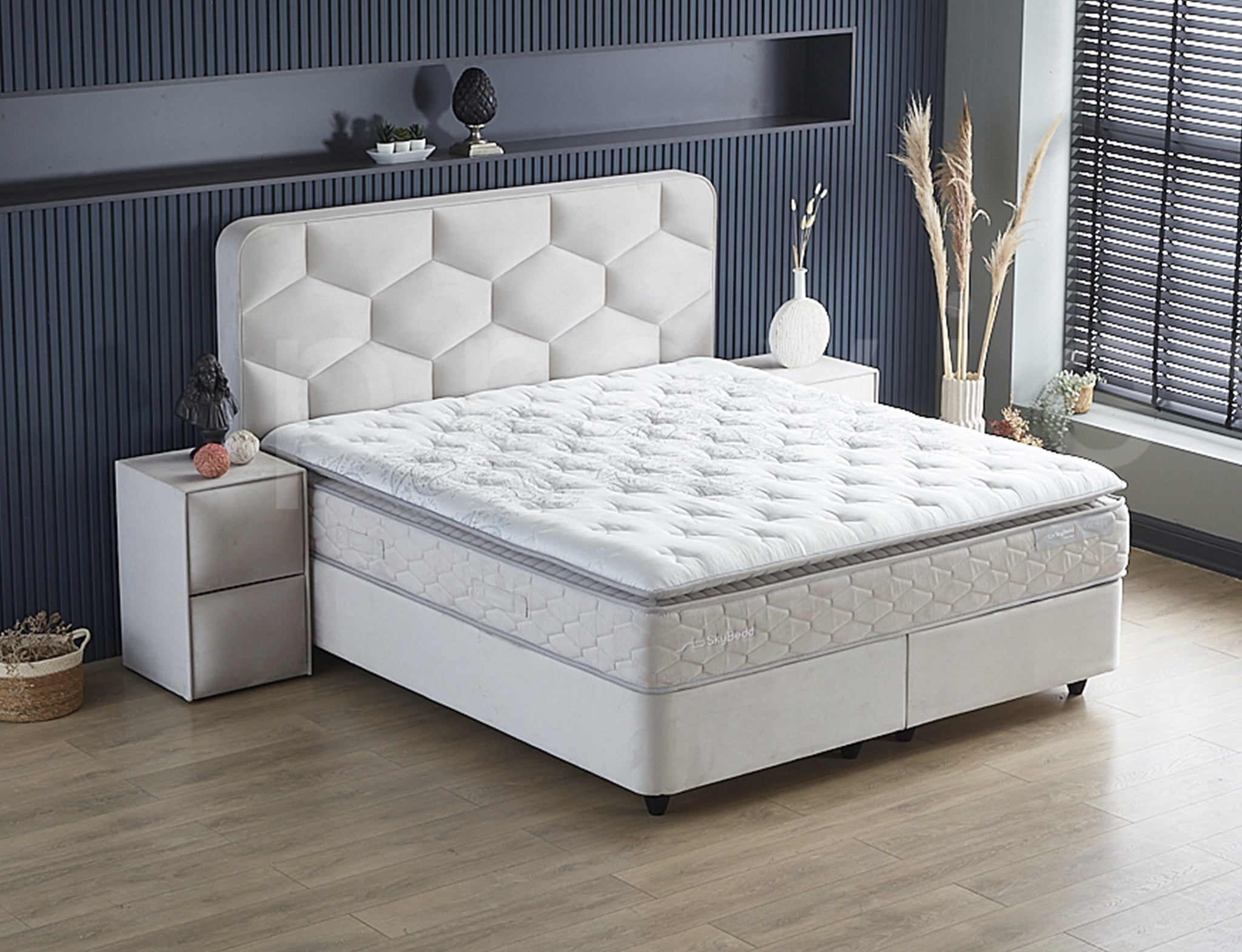 Boxspring met opbergruimte Dolcebedd beige 140x200