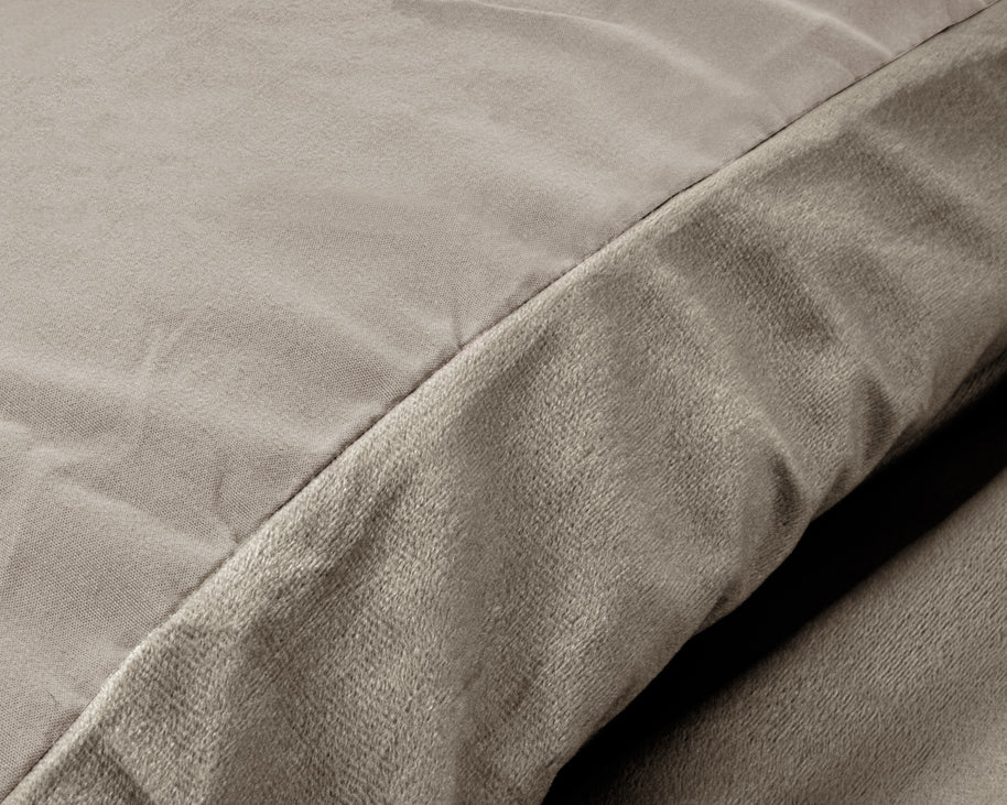 Fluweel effen taupe/grijs 200 x 200/220