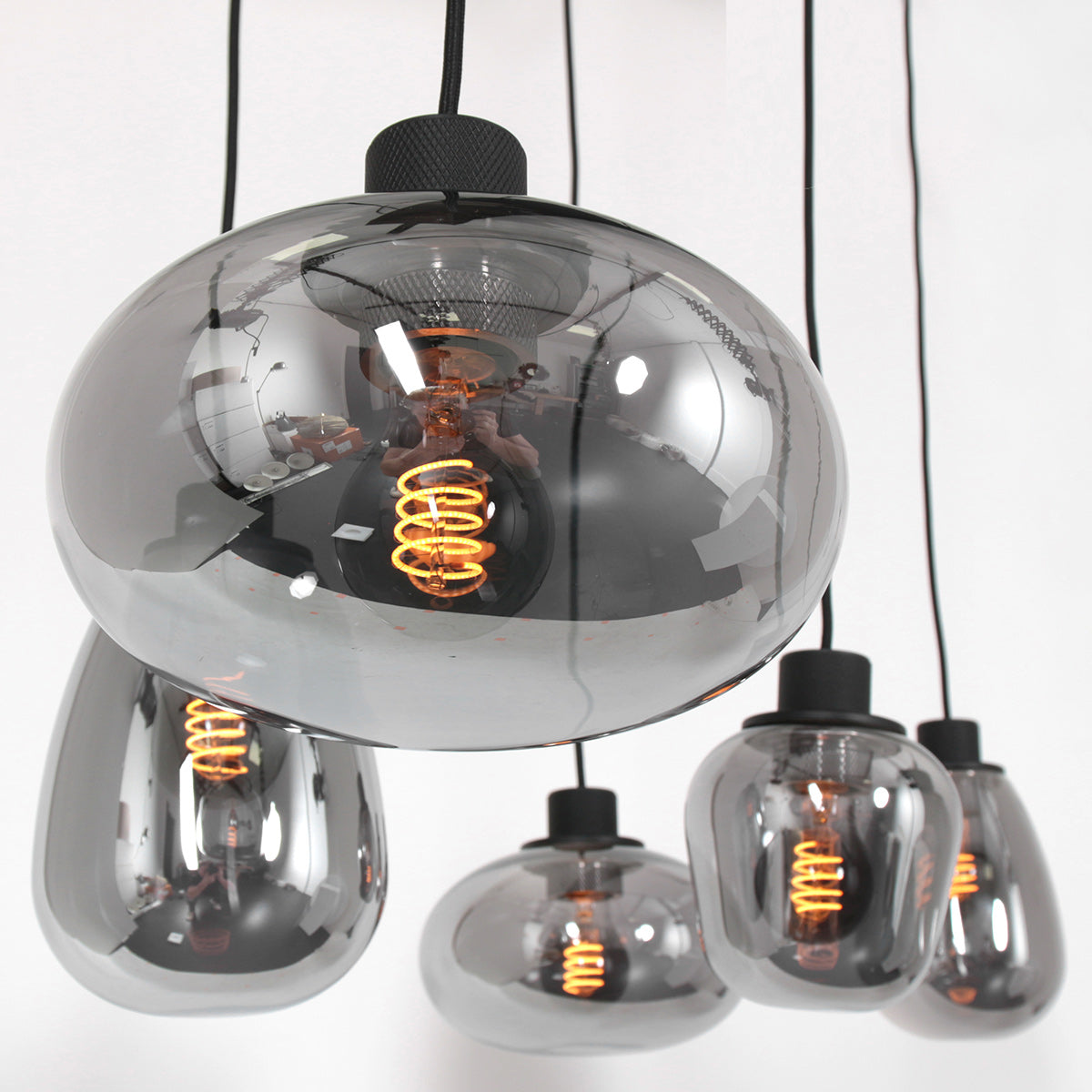 Hanglamp Reflexion 3078ZW zwarte 5-lichts lamp met smokeglas