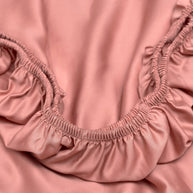 Coco & Cici - Tencel-satijn hoeslaken 200 x 210 cm - 2-persoons beddengoed - Lyocell - Elastiek rondom - Terra roze - Extra zacht