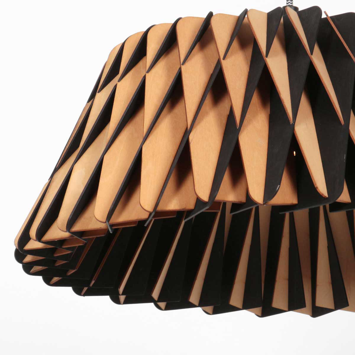 Zwart met blankhouten hanglamp Maze 3490BE rond 46 cm