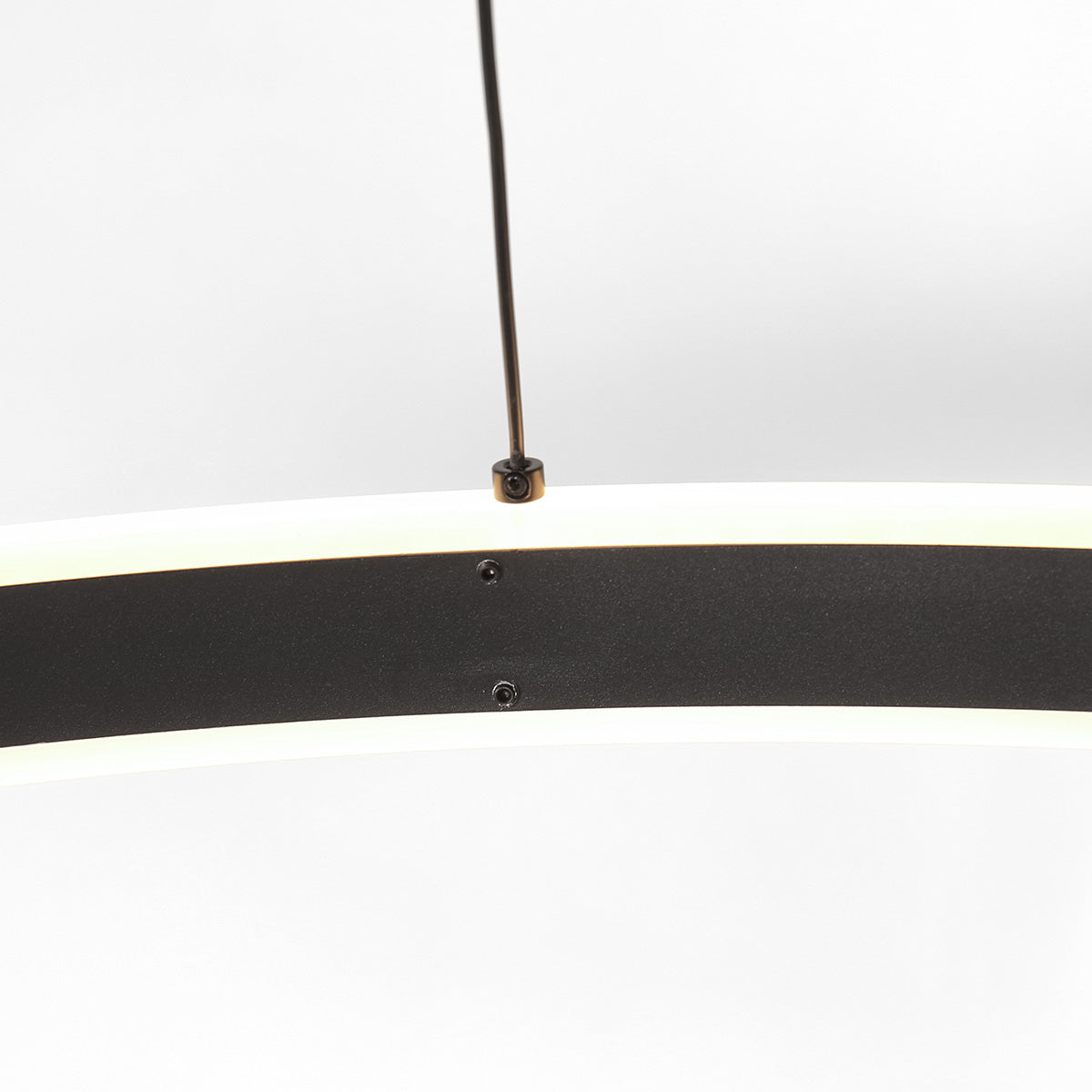 Hanglamp Ringlux 3676ZW zwarte hanglamp met LED ring Ø100