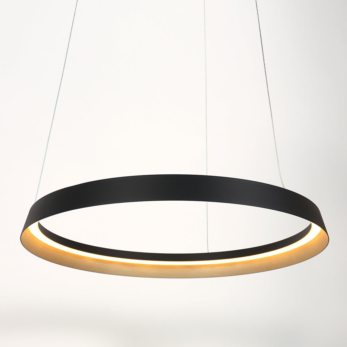 Hanglamp Ringlux 3692ZW zwarte hanglamp met LED ring Ø60