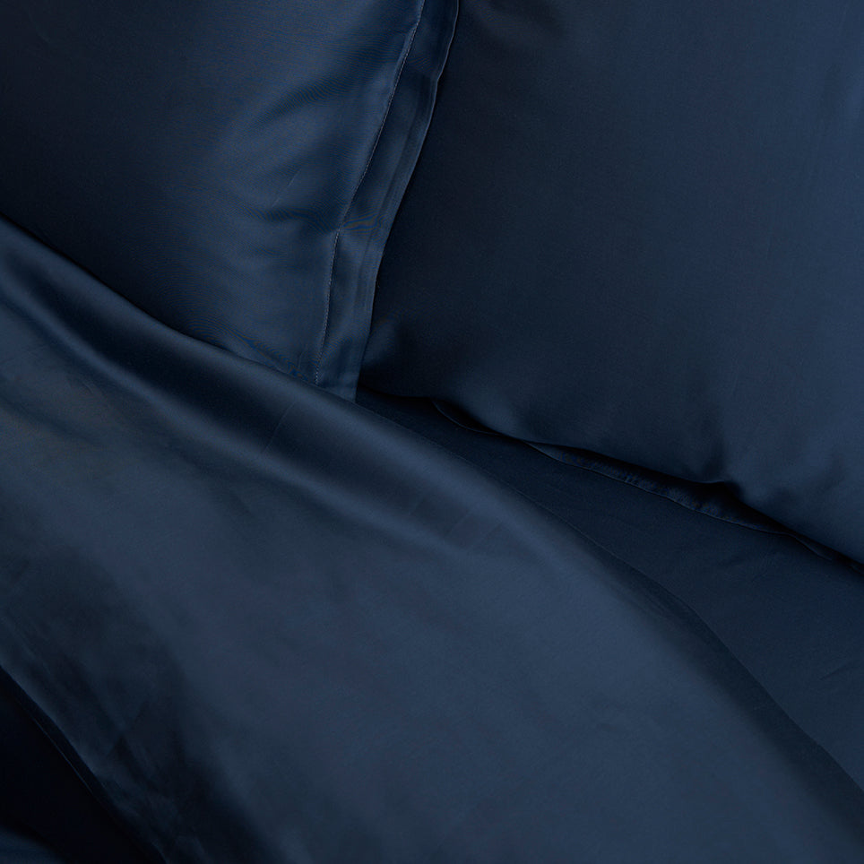 Coco & Cici - Tencel-satijn hoeslaken 90 x 220 cm - 1-persoonsbeddengoed - lyocell - elastiek rondom - donkerblauw - extra zacht