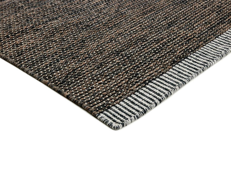 Arne 8000 170x240