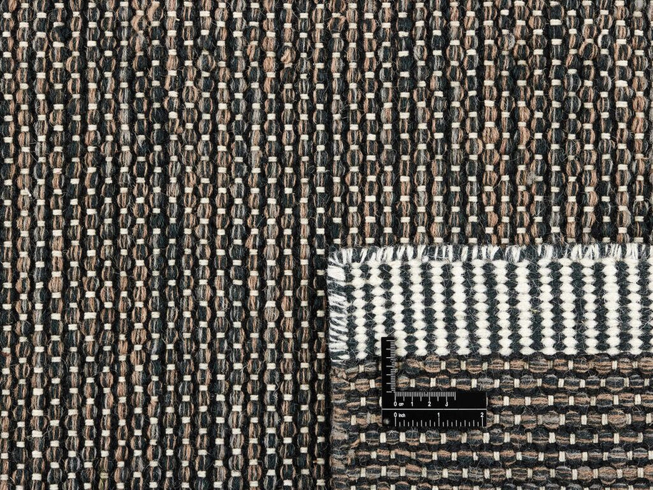 Arne 8000 250x350
