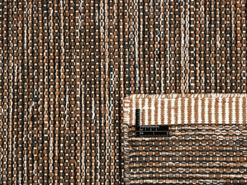 Arne 7000 250x350