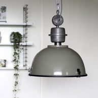 Hanglamp Bikkel 7586G stoere groene lamp met industrieel karakter