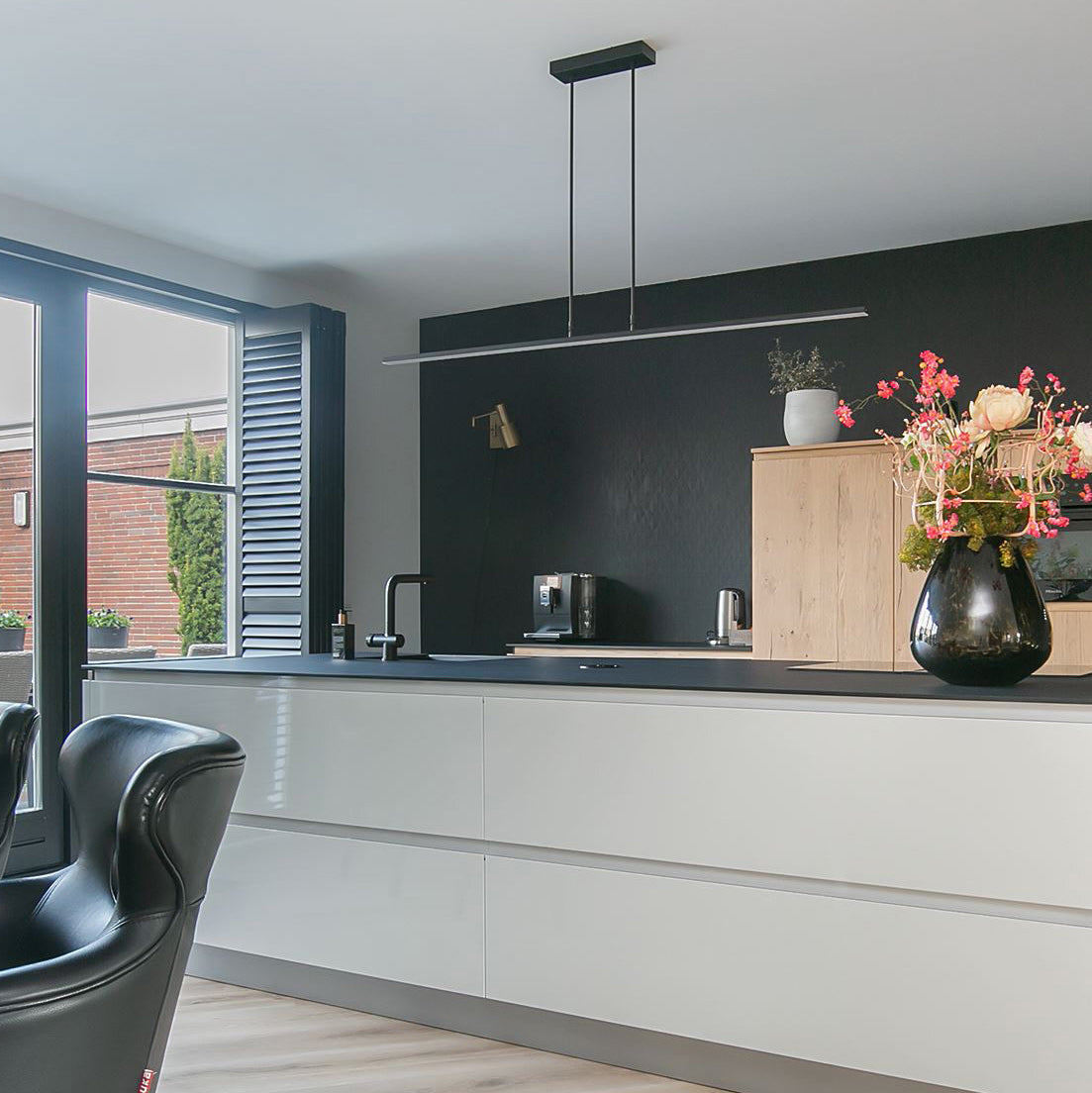 Hanglamp Zelena 7971ZW zwarte LED-lamp met instelbaar licht