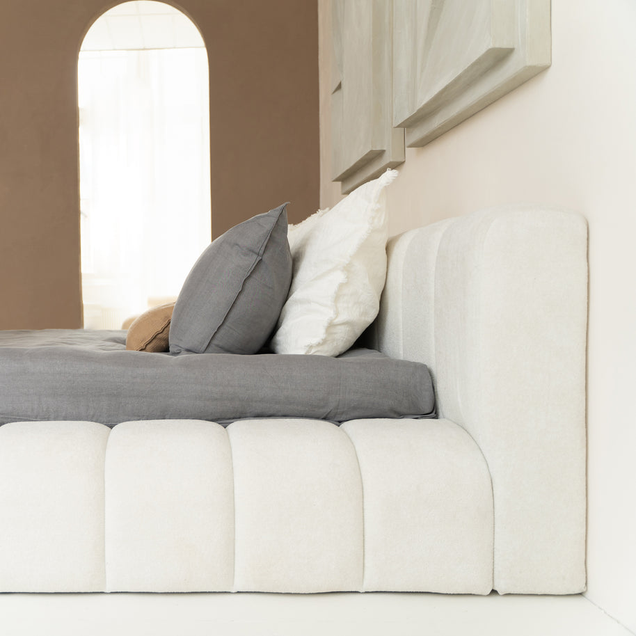 Adore Klassiek Designbed 180 x 200 Beige