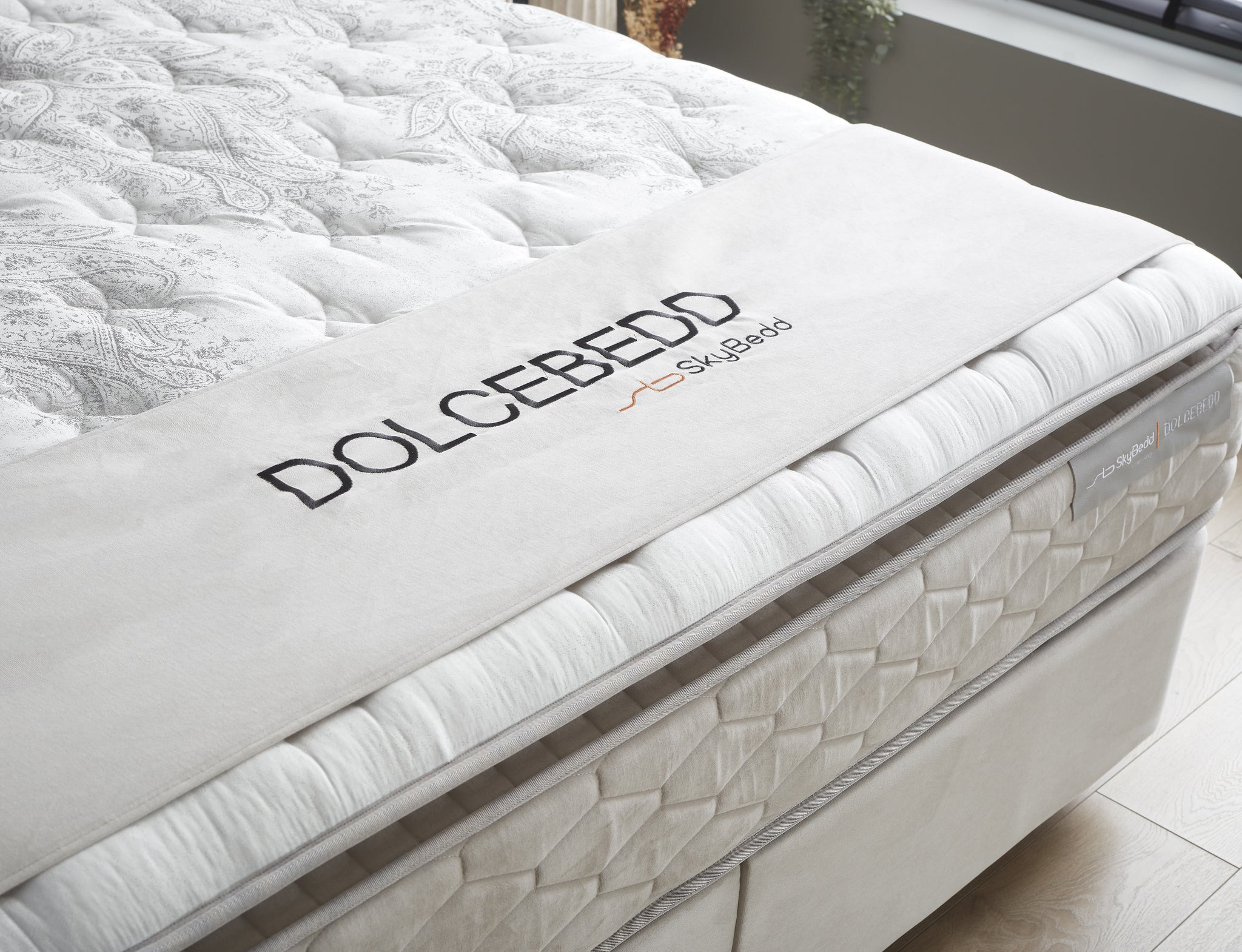 SKYBEDD ® - Boxspring met opbergruimte Dolcebedd Beige 140x200