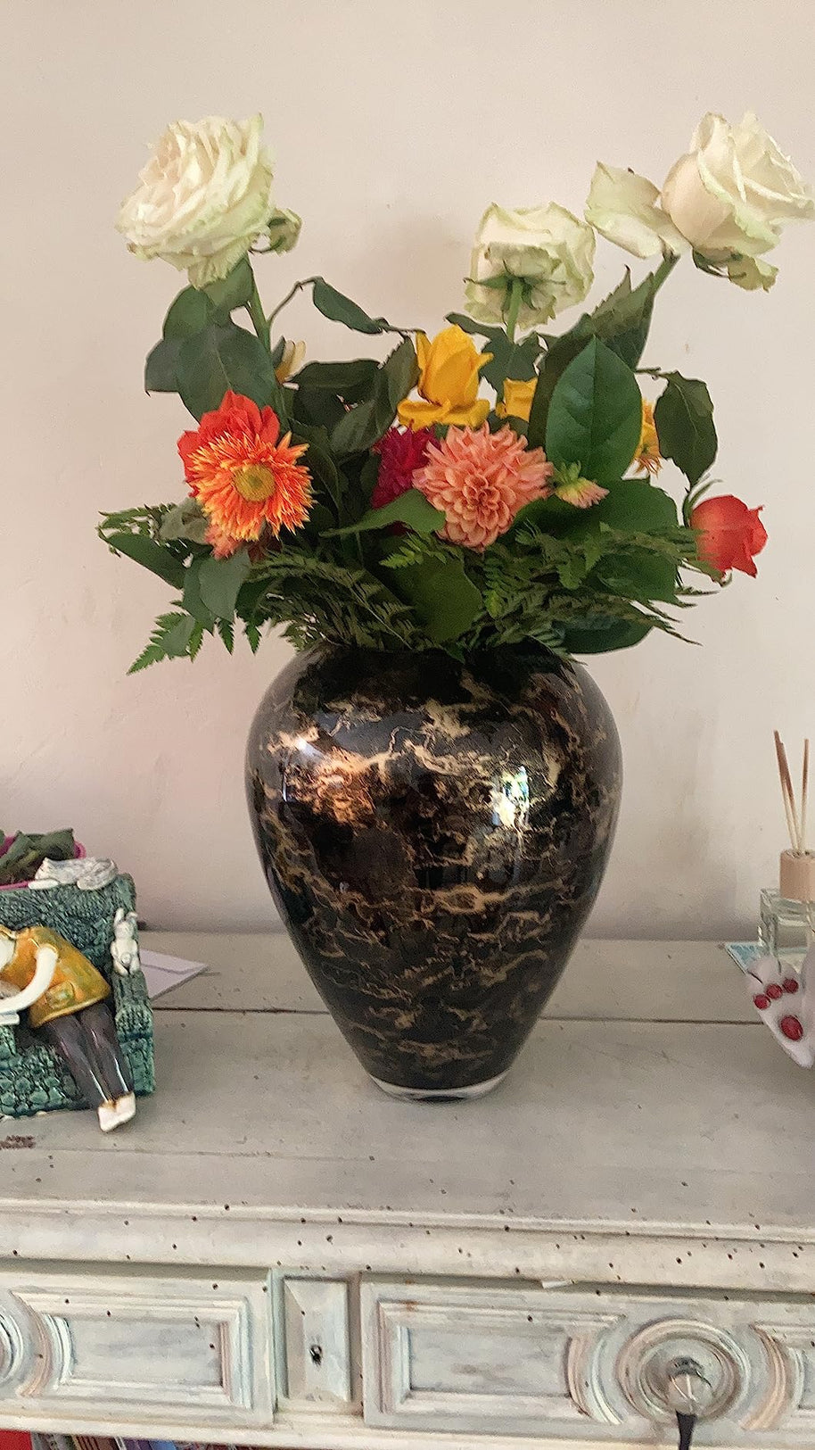 Terroso® zwart-gouden vaas, glas/marmer, elegant, hoogte 33 cm