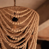 De kroonluchter van houten kralen - Naturel - L