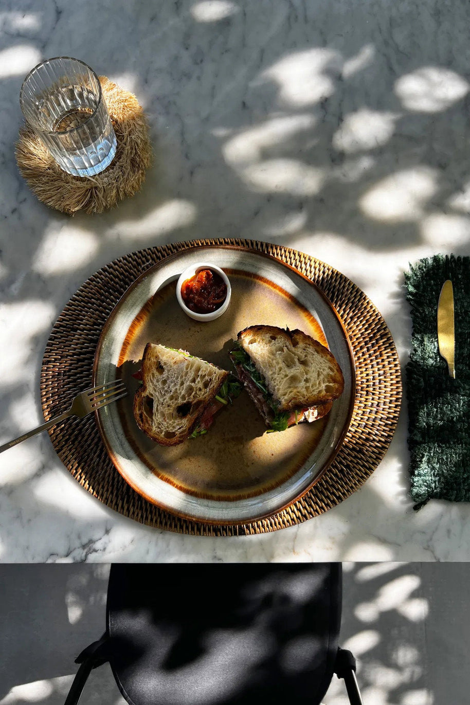 De koloniale ovale placemat - naturel bruin
