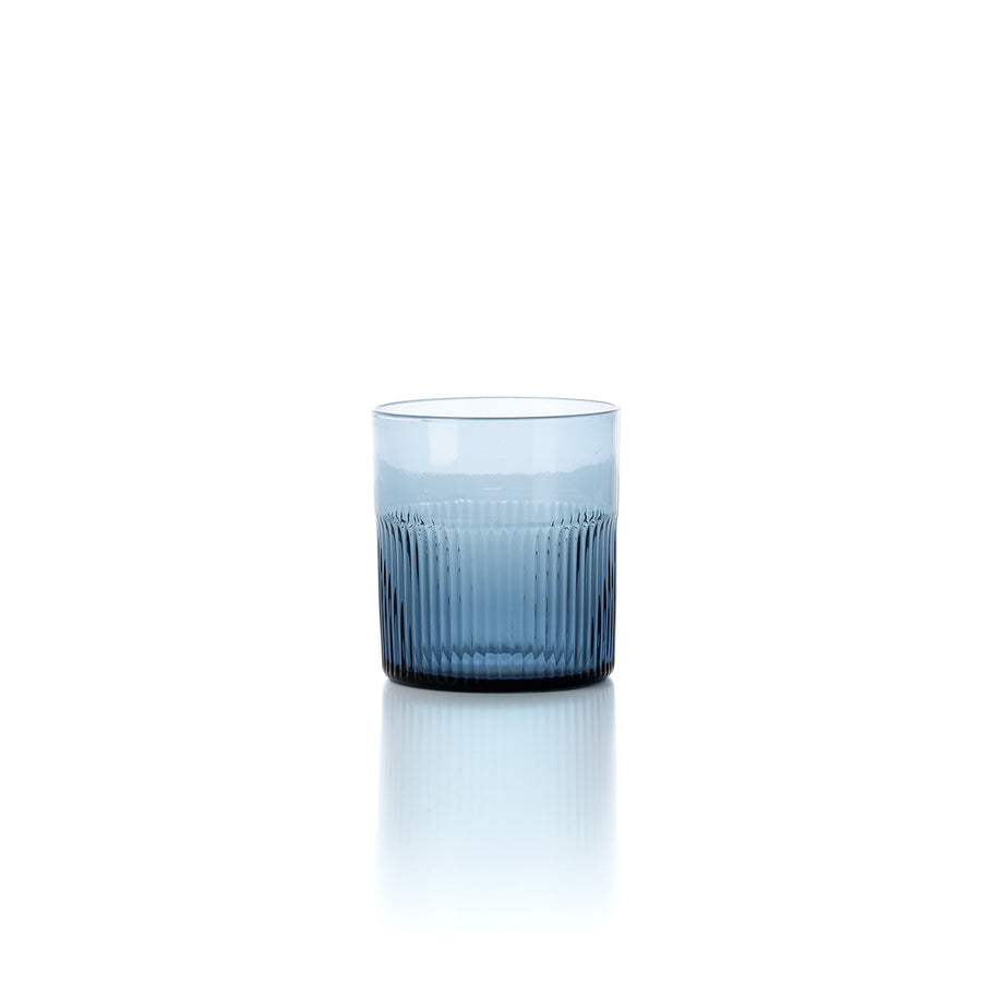 De azuurkleurige gegolfde lage tumbler - blauw