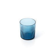 De azuurkleurige gegolfde lage tumbler - blauw