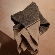 De Linnen Dash keukendoek - naturel/zwart - 50x70