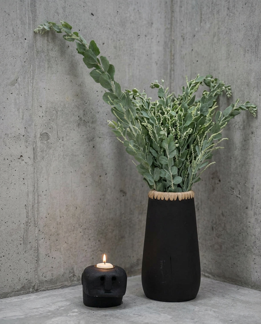De Stiekeme Vaas - Zwart Naturel - M