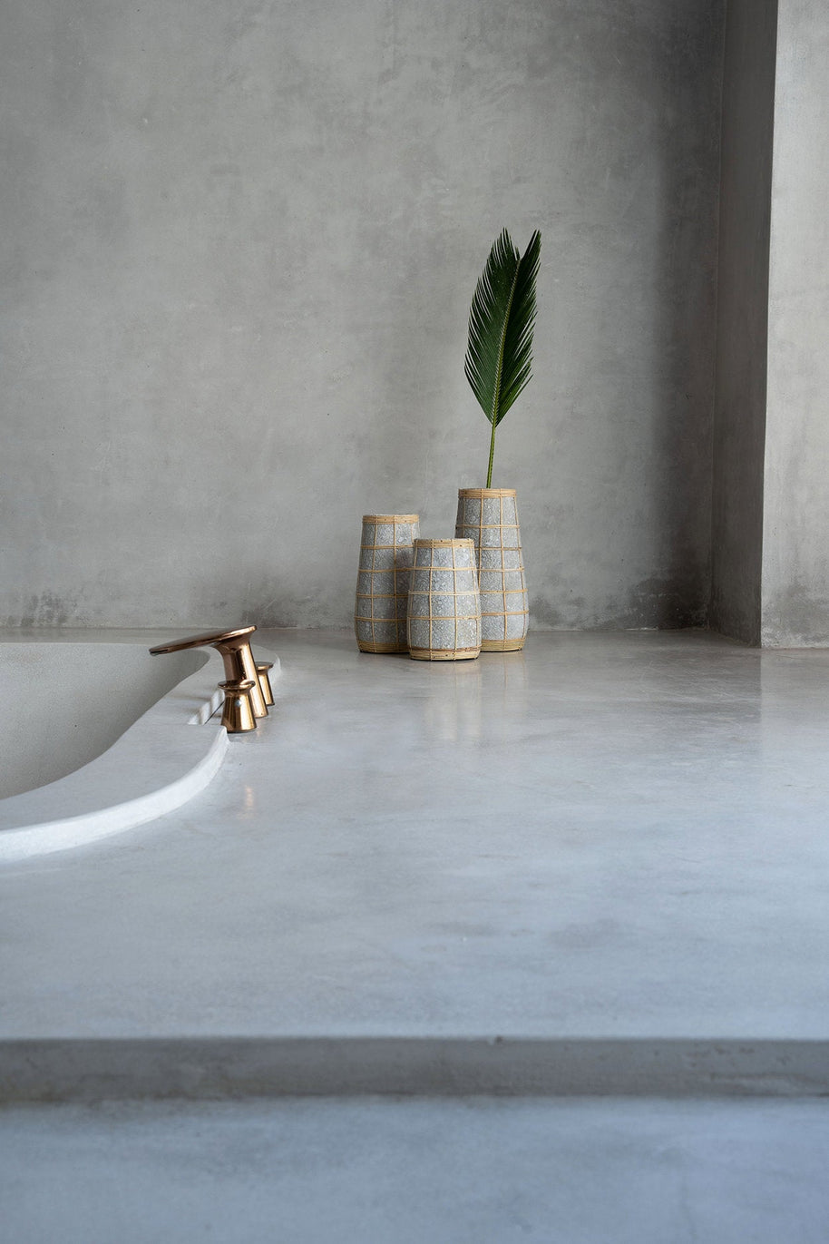 De Cutie-vaas - beton naturel - L
