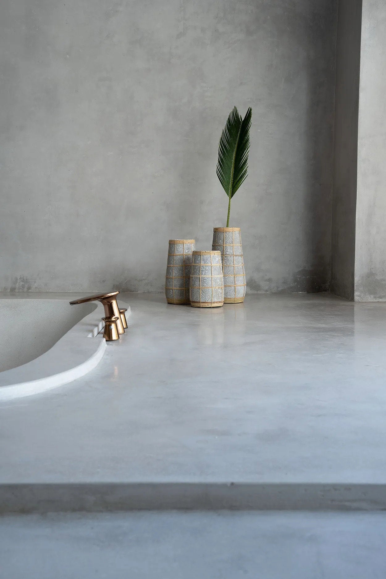 De Cutie Vaas - Beton Naturel - M