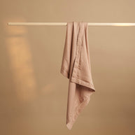 Coco & Cici - Tencel Keper Kussensloop 70 x 50 cm - Kussenhoes - Perzik - Lyocell - Extra Zacht - Zonder Volant