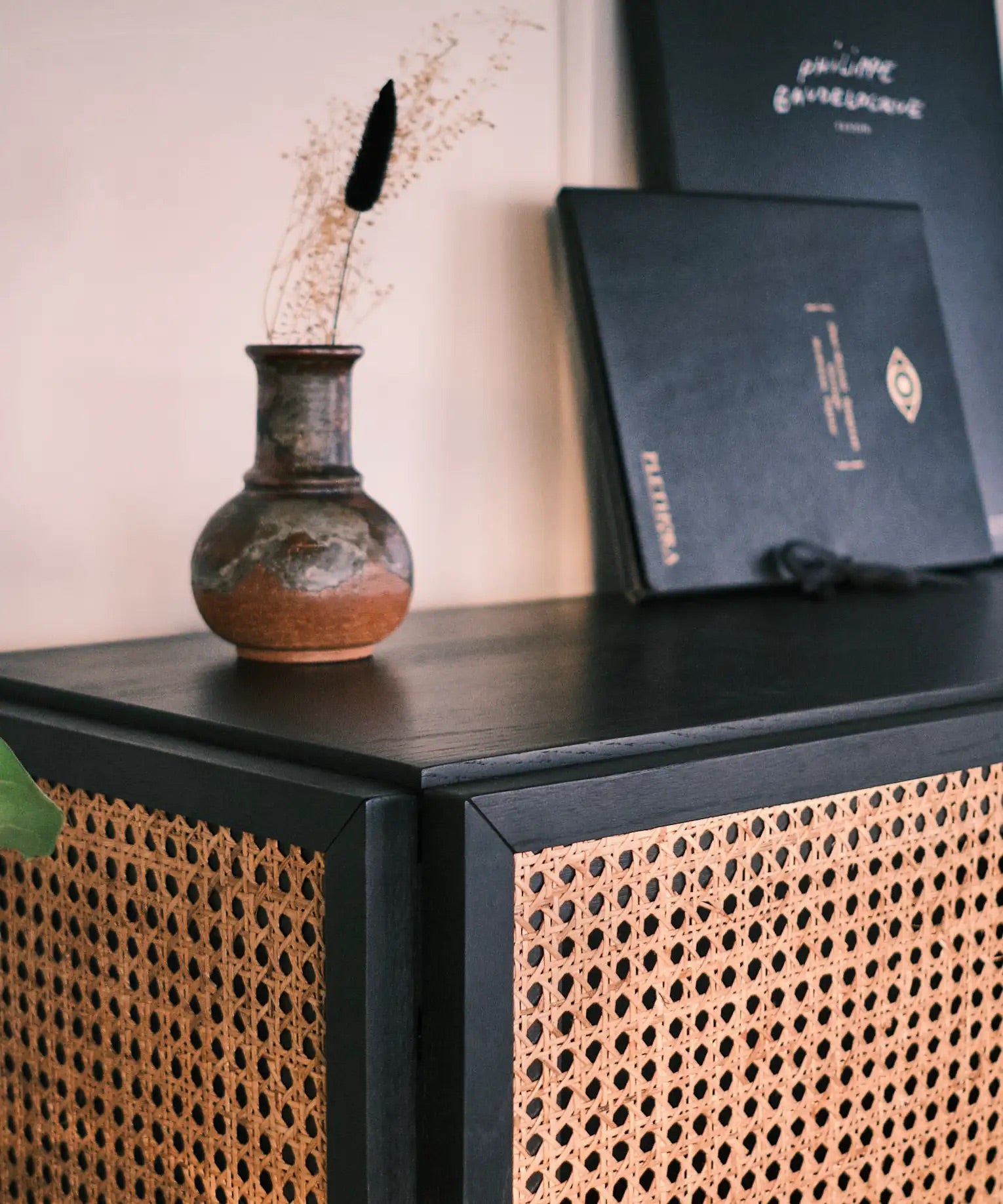 Neo highboard - Zwart eiken