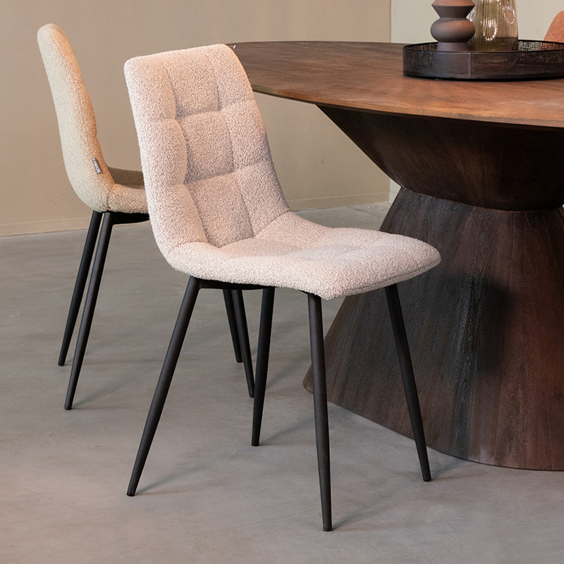 LABEL51 Eetkamerstoelen Juul - Champagne - Boucle - Zwart Metalen Frame