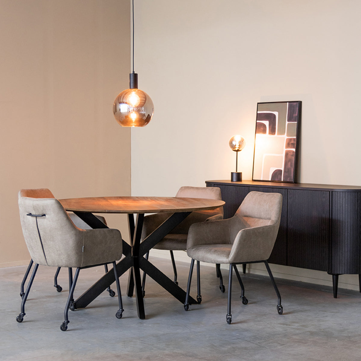 LABEL51 Eetkamertafels Otis - Nature Smooth - Mangohout - 140 cm - Rond