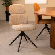 LABEL51 Eetkamerstoelen Finn - Mushroom - Boucle - Zwart Metalen Frame